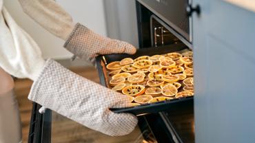 Ofenhandschuhe müssen Sicherheitsanforderungen einhalten Ofenhandschuhe müssen Sicherheitsanforderungen einhalten