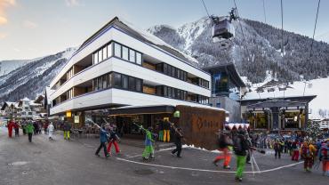 fire & ice errichtete 2017 ein eigenes Mitarbeiterhaus in Ischgl
