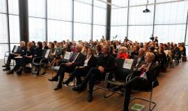 Linee guida “La parità inizia dal linguaggio” Linee guida “La parità inizia dal linguaggio”