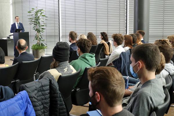La Giornata dell’economia dell’ITE di Bolzano La Giornata dell’economia dell’ITE di Bolzano