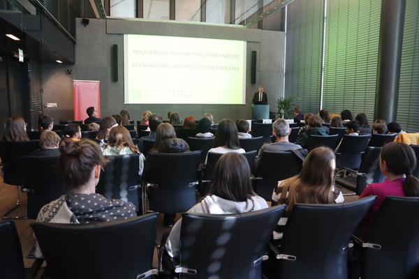 Concorso di idee per l’emblema del Talentcenter