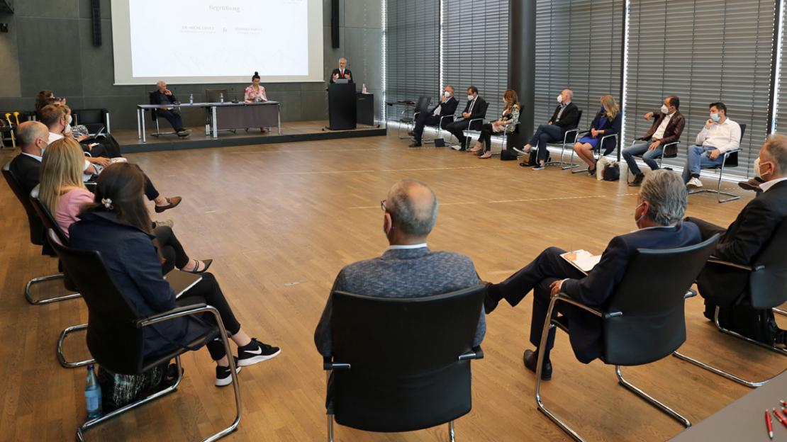 I membri altoatesini di Vitalpin si sono incontrati presso la Camera di commercio di Bolzano I membri altoatesini di Vitalpin si sono incontrati presso la Camera di commercio di Bolzano