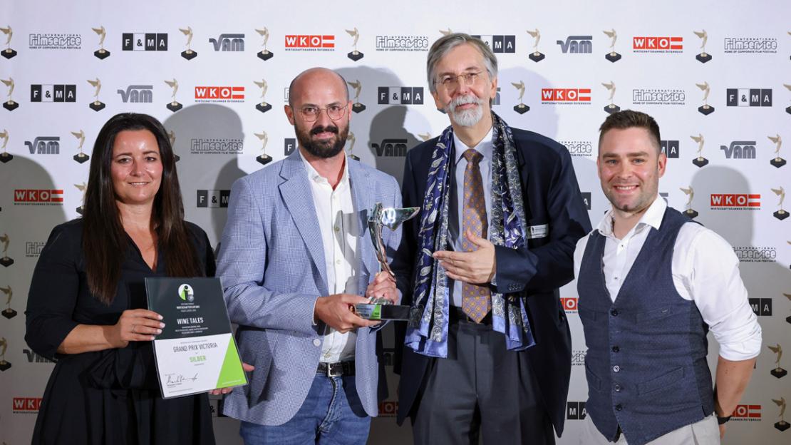 Il cortometraggio “Wine Tales” ha ricevuto il premio “Victoria d’argento”. Il cortometraggio “Wine Tales” ha ricevuto il premio “Victoria d’argento”.