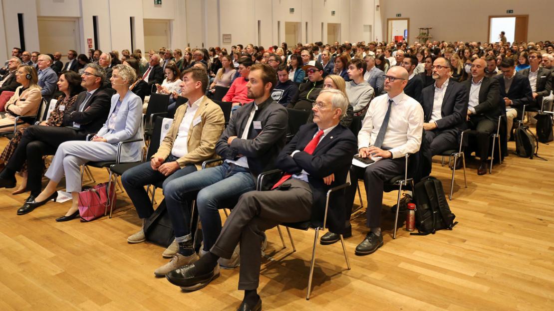 Technologien und Produkte zum Wohl von Mensch und Umwelt Technologien und Produkte zum Wohl von Mensch und Umwelt