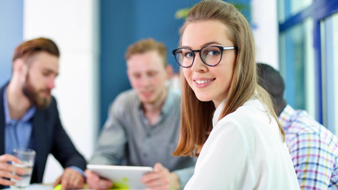 Giovani, lavoro e istruzione Giovani, lavoro e istruzione
