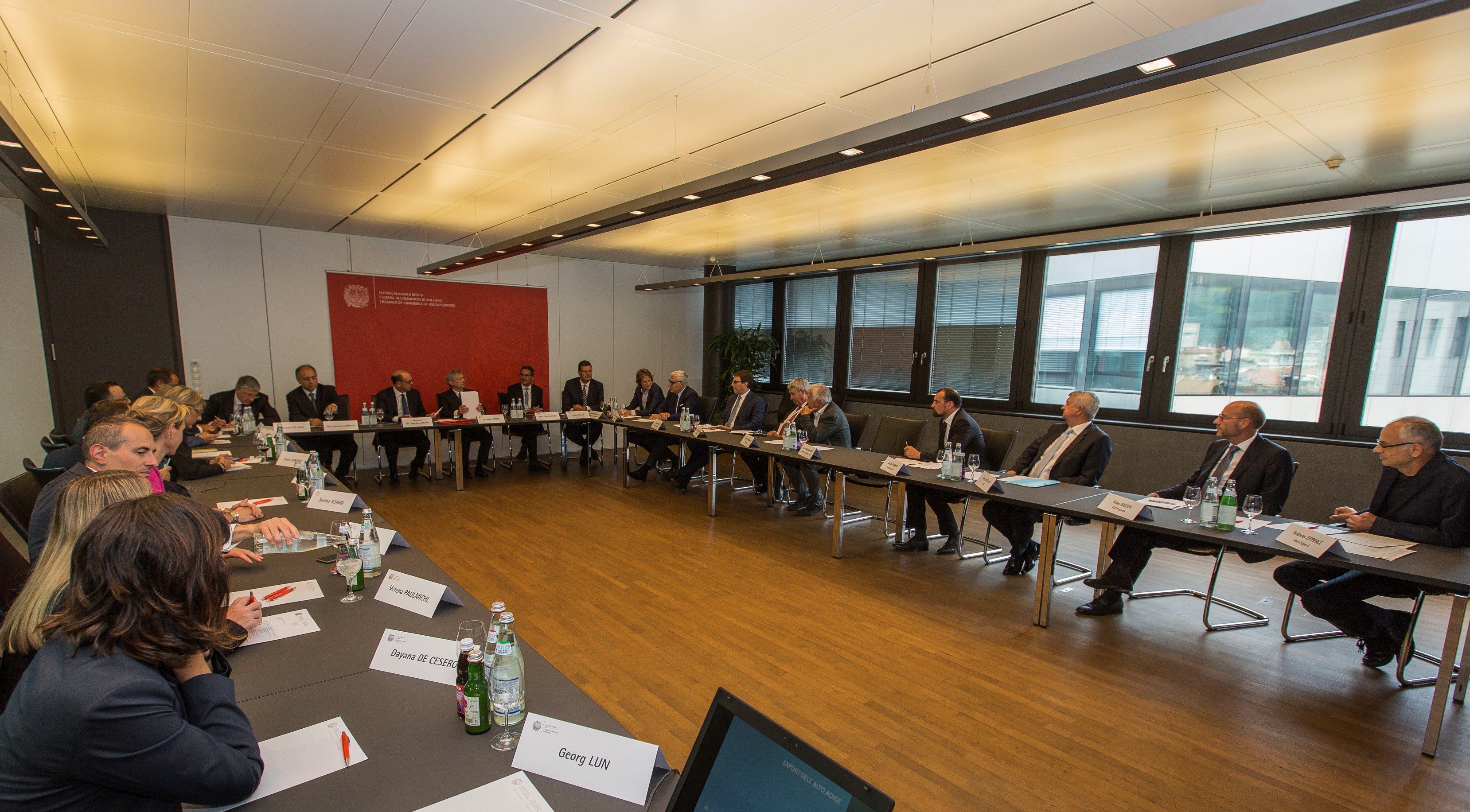 Round table