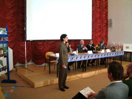 Barbara Moroder presenta i progetti del concorso di idee „Top Levels –la relazione fra montage ed economia in Alto Adige“
